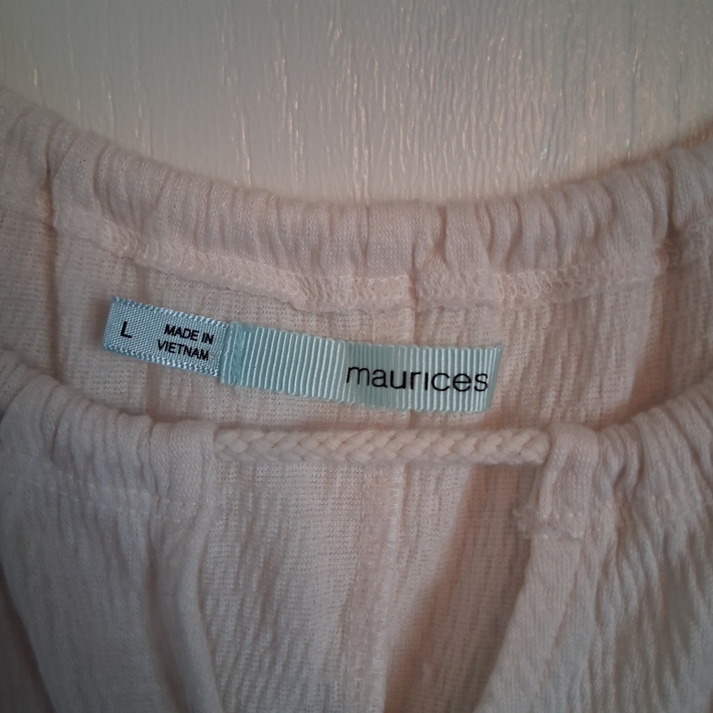 Maurices-Cream Camisole with Embroidered Accent And Fringe Hem. Size L - Picture 4 of 8